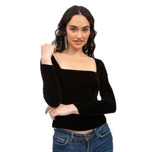 NWT n:Philanthropy Armida Stretch Velvet Top